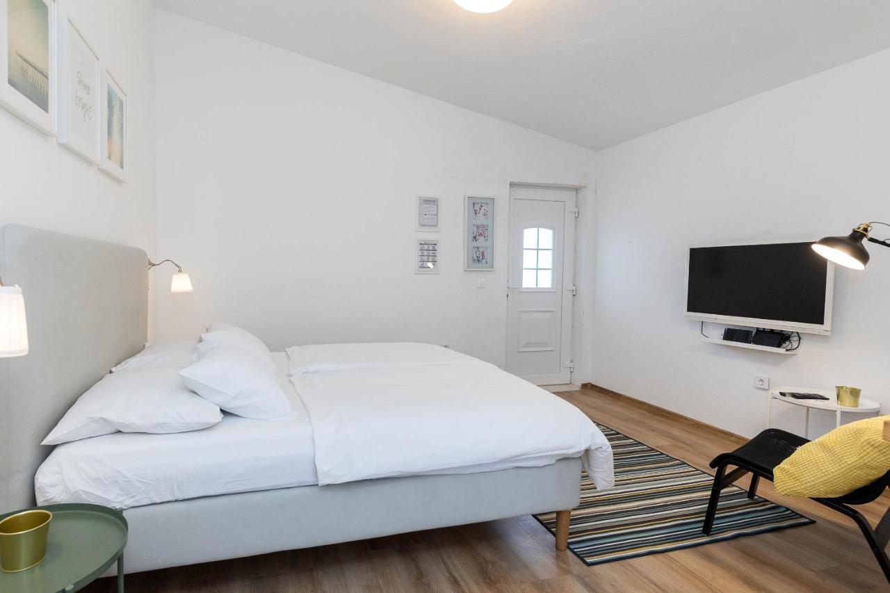 Villa Feral Apartments Crikvenica Exteriér fotografie