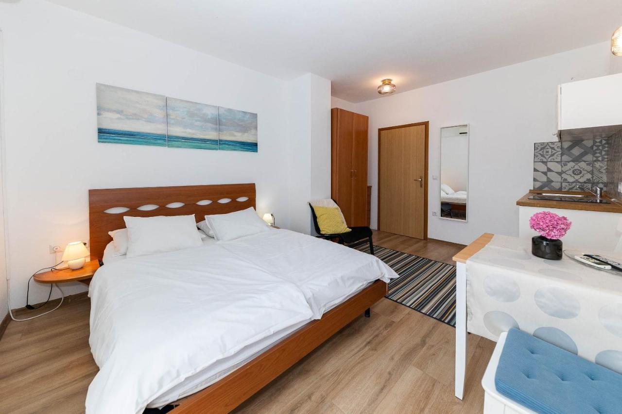Villa Feral Apartments Crikvenica Exteriér fotografie