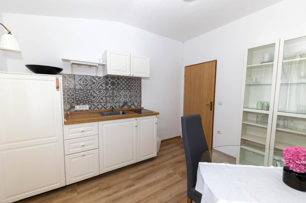 Villa Feral Apartments Crikvenica Exteriér fotografie